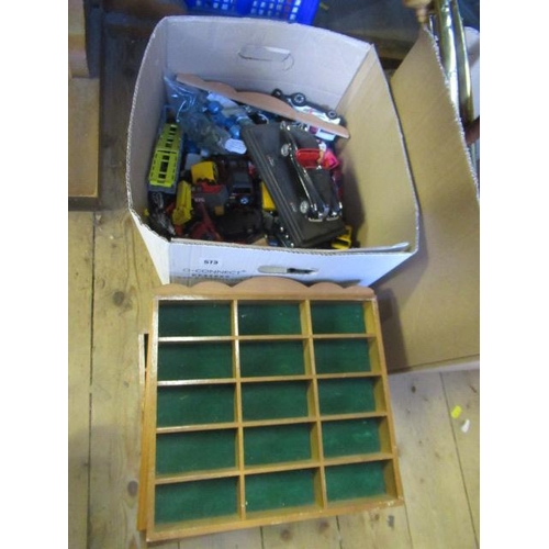 573 - BOX OF DIECAST VEHICLES AND DISPLAY STANDS