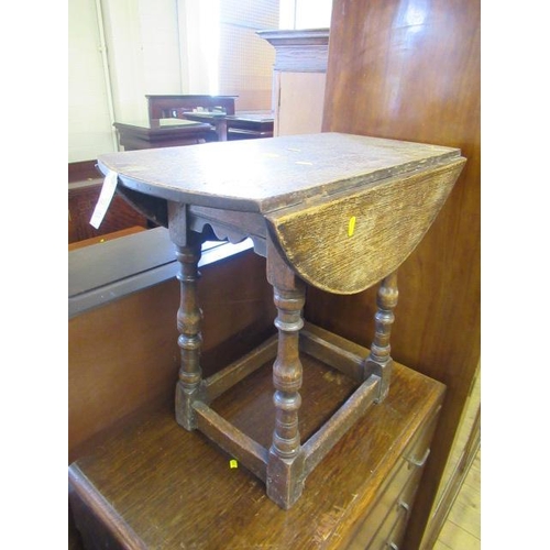 855 - SMALL DROP LEAF TABLE