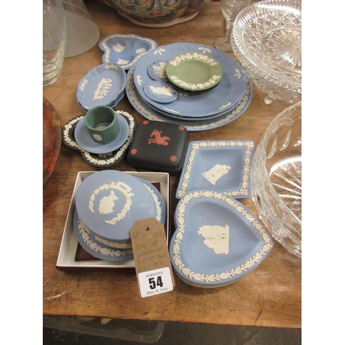 54 - QUANTITY OF WEDGWOOD PLATES AND DISHES ETC