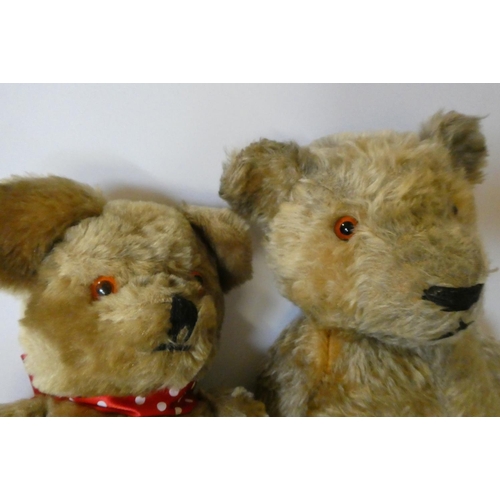 153 - Two vintage English teddy bears, comprising a 22 1/2