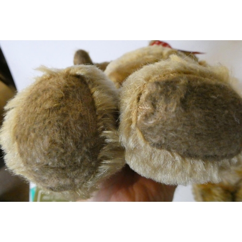 153 - Two vintage English teddy bears, comprising a 22 1/2