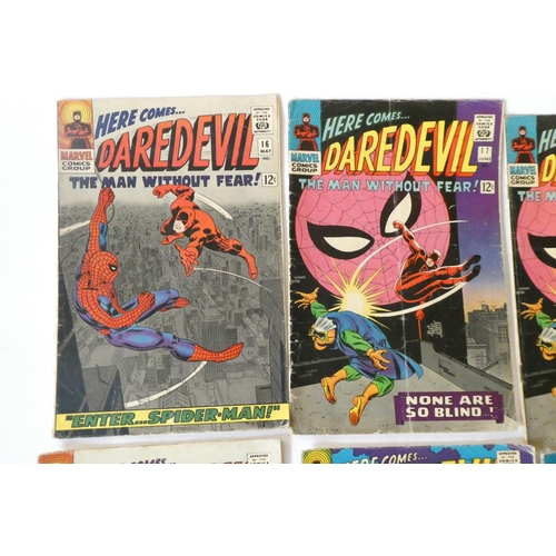 190 - Marvel's Daredevil No.10-20, including two copies of 11 and 17, heroes including Spiderman and Ka-Za... 