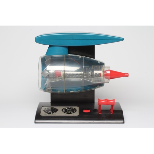 236 - Model Turbo Fan jet engine with battery powered fan (working order) good (Est. plus 24% premium inc.... 