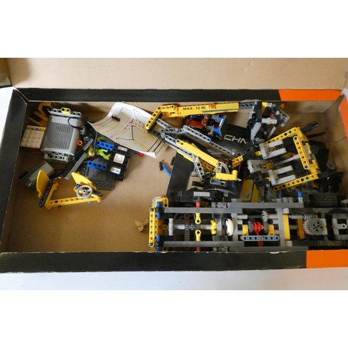 245 - Lego Technik 8292 crane, loose parts in original box, unchecked for completeness (Est. plus 24% prem... 