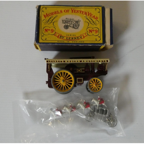 473 - Matchbox Models of Yesteryear No9 Traction Engine, box poor, and a Moko Coronation Coach, models goo... 