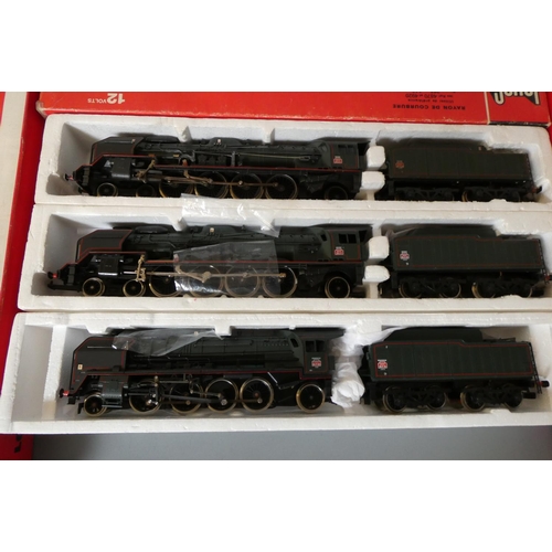 558 - Three Jouef SNCF steam locomotives comprising two Mountain Class 241 P locomotives, one item with li... 