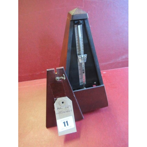 Lot 11        