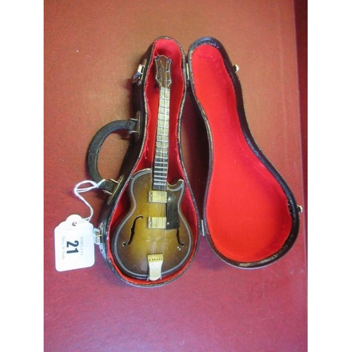 Lot 21        