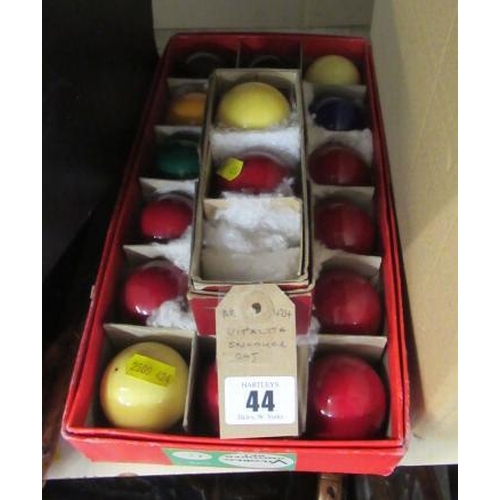 Lot 44        