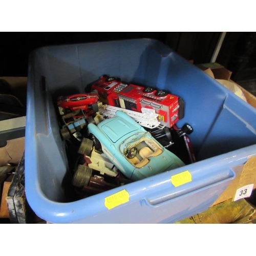 33 - BOX OF MODEL CARS INCLUDING FIRE ENGINE