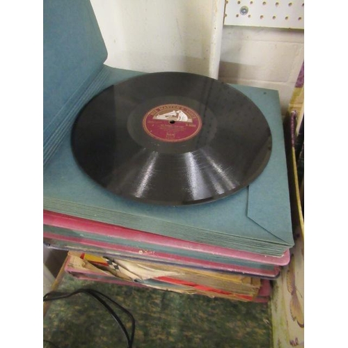 412 - QUANTITY OF 78 RPM RECORDS