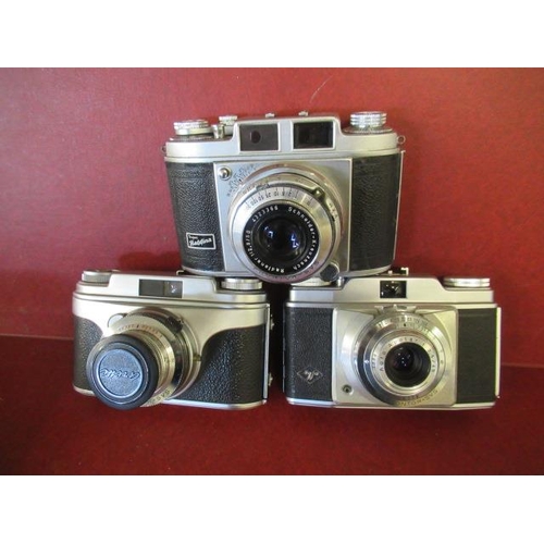 424 - THREE 1950S GERMAN 35MM CLASSIC CAMERAS