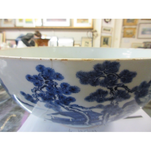 100 - CHINESE PORCELAIN BOWL