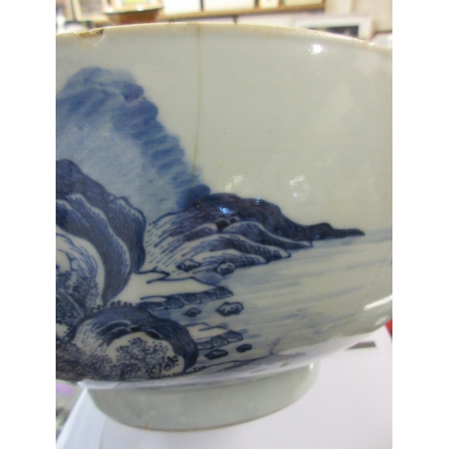 100 - CHINESE PORCELAIN BOWL