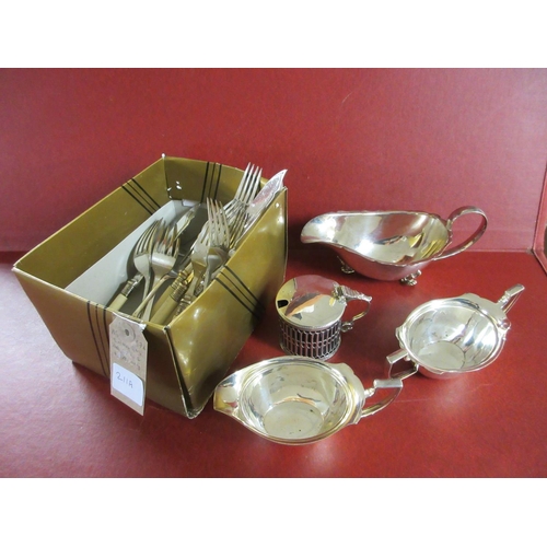 211A - SMALL BOX OF EPNS AND CUTLERY