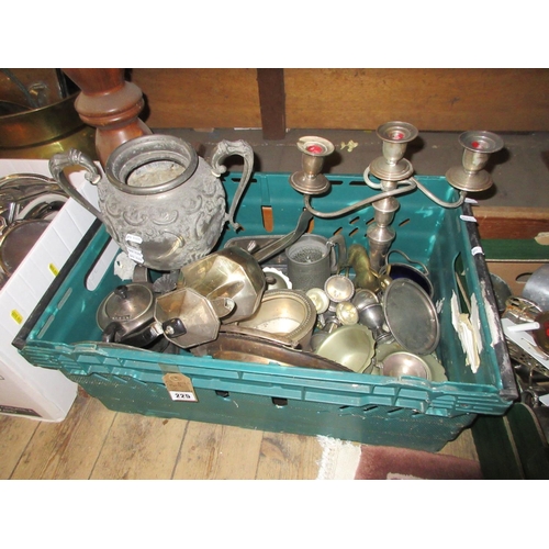 225 - BOX OF METALWARE ETC