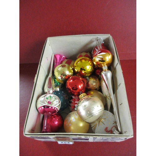 254 - BOX OF VINTAGE CHRISTMAS DECORATIONS