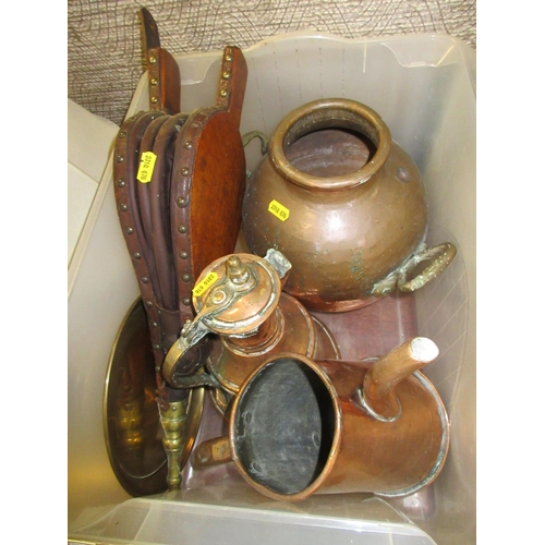 424 - BOX OF COPPER AND BRASS WITH BELLOWS