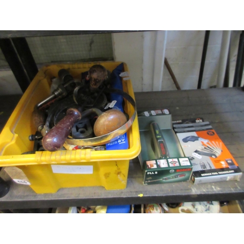 466 - YELLOW CRATE OF TOOLS INCLUDING BOSCH LASER LEVEL