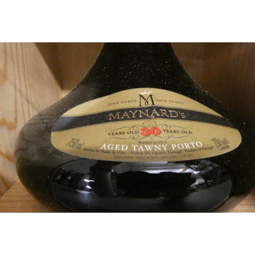 38 - One boxed Maynard's 30yr old tawny port, together with a bottle Dimple Haig whisky (2) (Est. plus 24... 