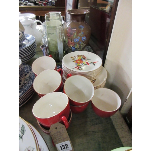 132 - QUANTITY OF GLASS AND ALFRED MEAKIN CUPS AND SAUCERS