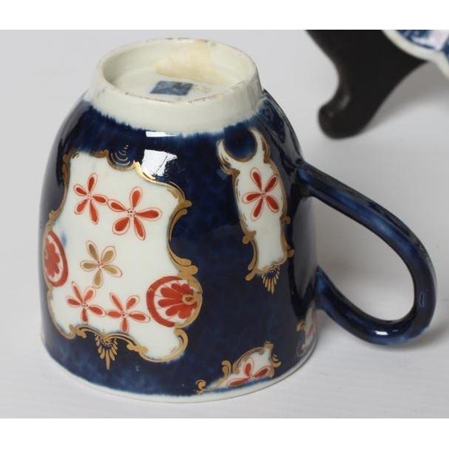 24 - A WORCESTER PORCELAIN STARBURST COFFEE CUP, c.1768-70, square seal mark, 2 1/2