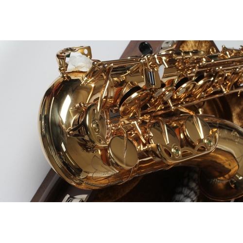 420 - AN HENRI SELMER SUPER ACTION 80 TENOR SAXOPHONE, serial number N330800, with Selmer Jazz mouthpiece ... 