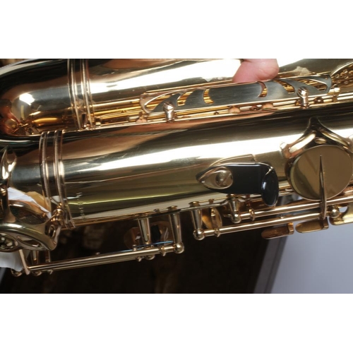 420 - AN HENRI SELMER SUPER ACTION 80 TENOR SAXOPHONE, serial number N330800, with Selmer Jazz mouthpiece ... 