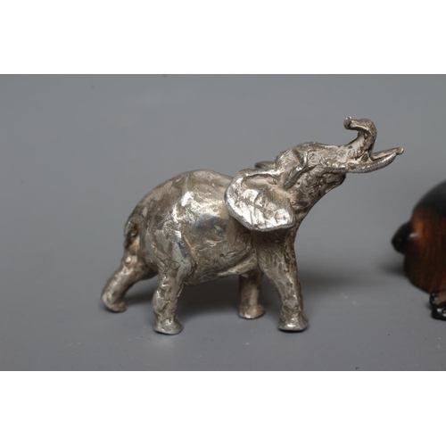 125 - A SILVER MODEL ELEPHANT by J D Beardsmore & Co., London 2015, 1 1/4