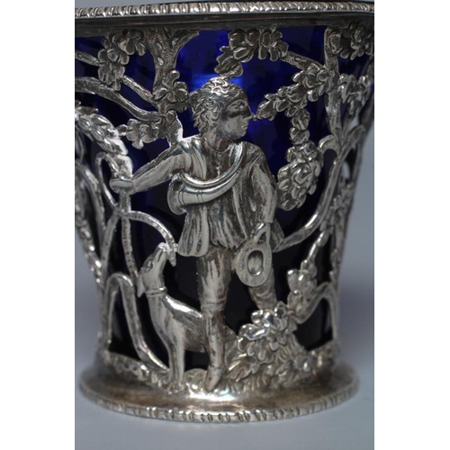 177 - A GEORGE III SILVER CREAM PAIL, maker's mark RM (Richard Meach?) struck three times, no other marks,... 