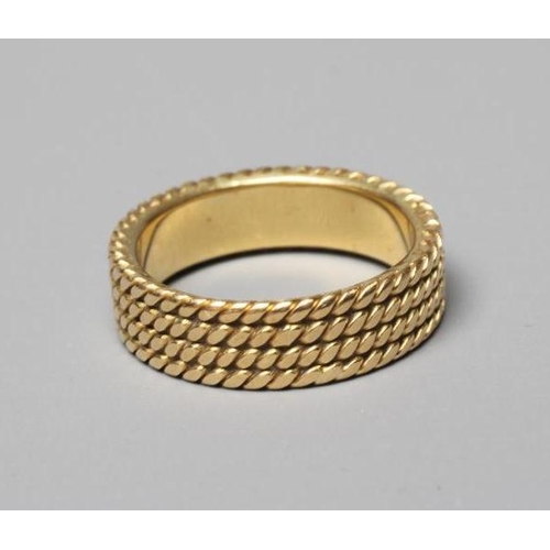 256 - AN 18CT GOLD ROPE TWIST RING, London 1973, sponsor PP&P, size K 1/2, 6.2g (Est. plus 24% premium inc... 