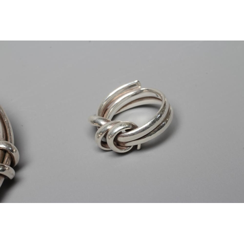 300 - A SILVER TWIST BANGLE AND MATCHING RING possibly by Jordan Cliffe, unmarked (Est. plus 24% premium i... 