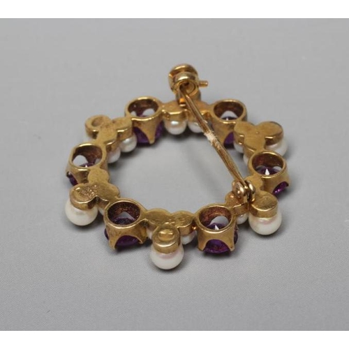 327 - AN AMETHYST AND CULTURED PEARL CIRCLET BROOCH, the six facet cut amethysts claw set with six trefoil... 