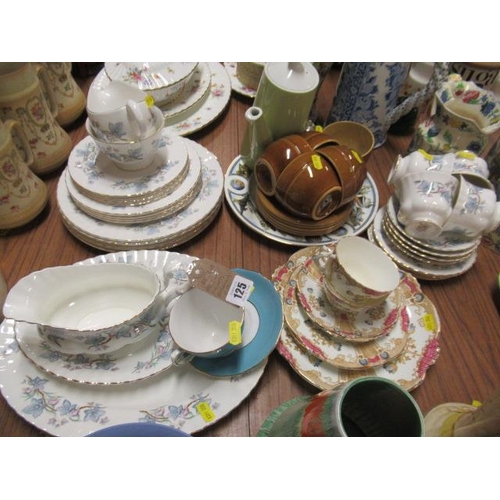 125 - QUANTITY OF MIXED CERAMICS ETC