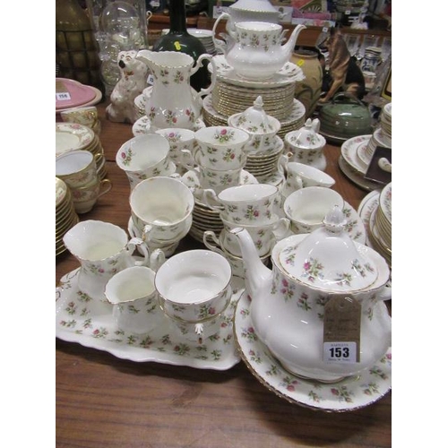 153 - LARGE QUANTITY OF ROYAL ALBERT WINSOME PATTERN DINNER SERVICE