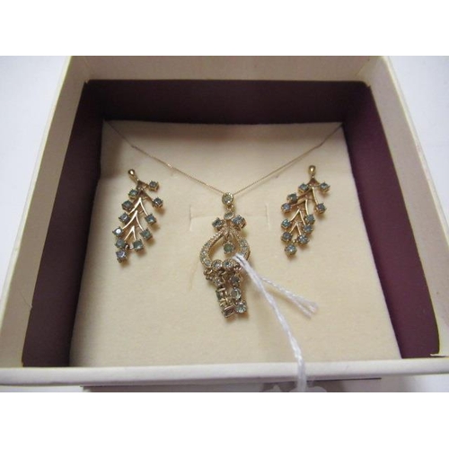 202 - PAIR OF 9CT GOLD EARRINGS 9CT CHAIN AND A METAL PENDANT