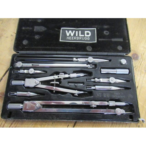 426 - WILD OF HEERBRUGG DRAWING INSTRUMENT SET