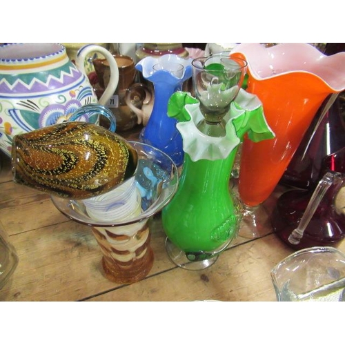 74 - QUANTITY OF RETRO ART GLASS