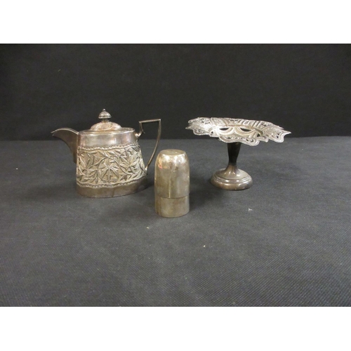 26 - WHITE METAL SMALL TEAPOT ETC 432g TOTAL