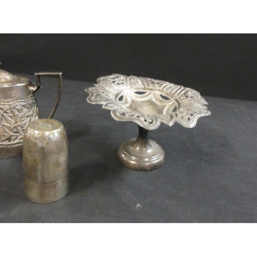 26 - WHITE METAL SMALL TEAPOT ETC 432g TOTAL