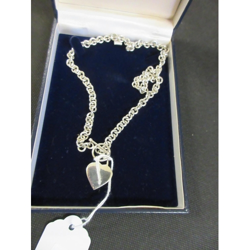 225 - SILVER CHAIN NECKLACE AND HEART PENDANT