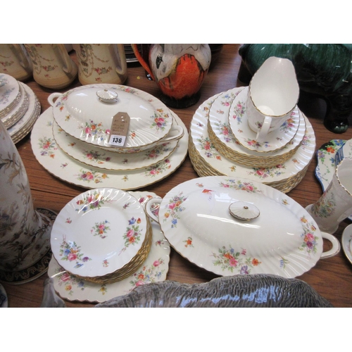 136 - QUANTITY OF MINTON MARLOW PATTERN DINNER SERVICE