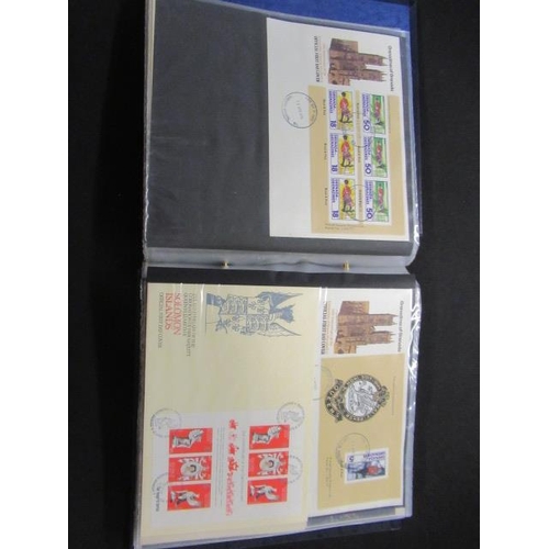 628 - ALBUM OF COMMONWEALTH FIRST DAY COVERS