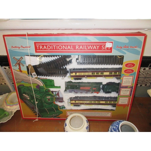 356 - BOXED TRADITIONAL MODEL RAILWAY SET