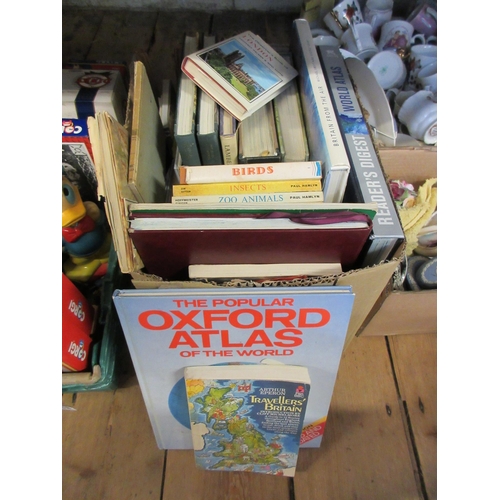 369 - BOX OF BOOKS INCLUDING OBSERVER BOOKS