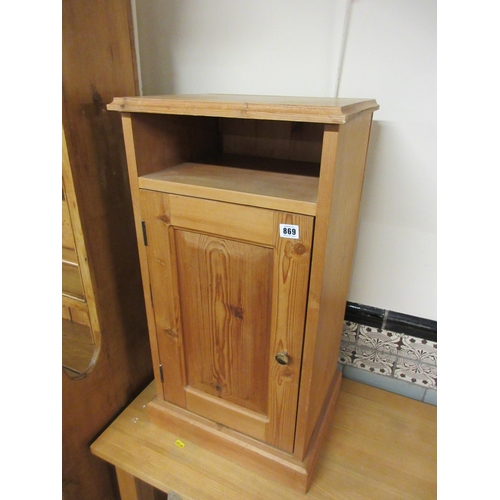 869 - PINE SIDE CABINET