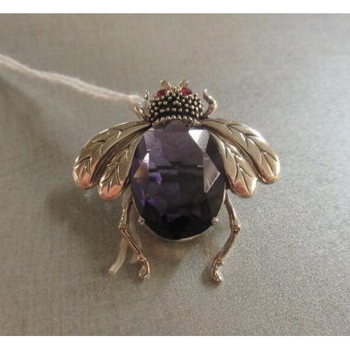 161 - SILVER AND AMETHYST BEE BROOCH