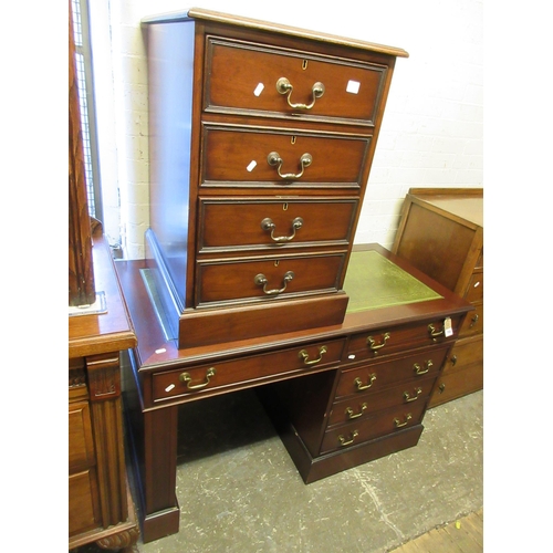 798 - LEATHER TOPPED DESK AND MATCHING DRAWERS