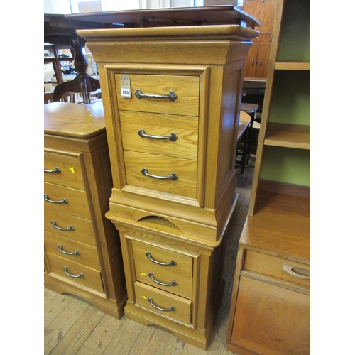 805 - PAIR OF BEDSIDE CABINETS