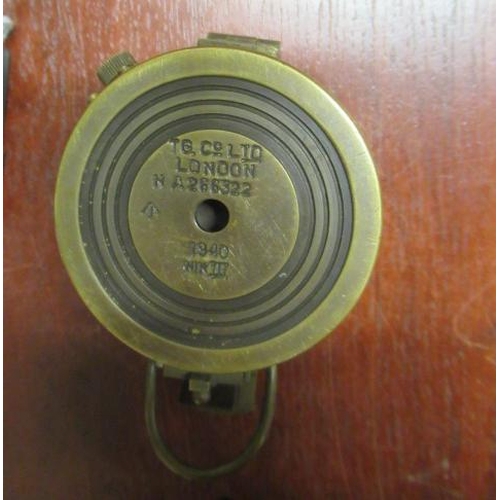 267 - MILITARY BRASS COMPASS WITH D-DAY ? CLICKER